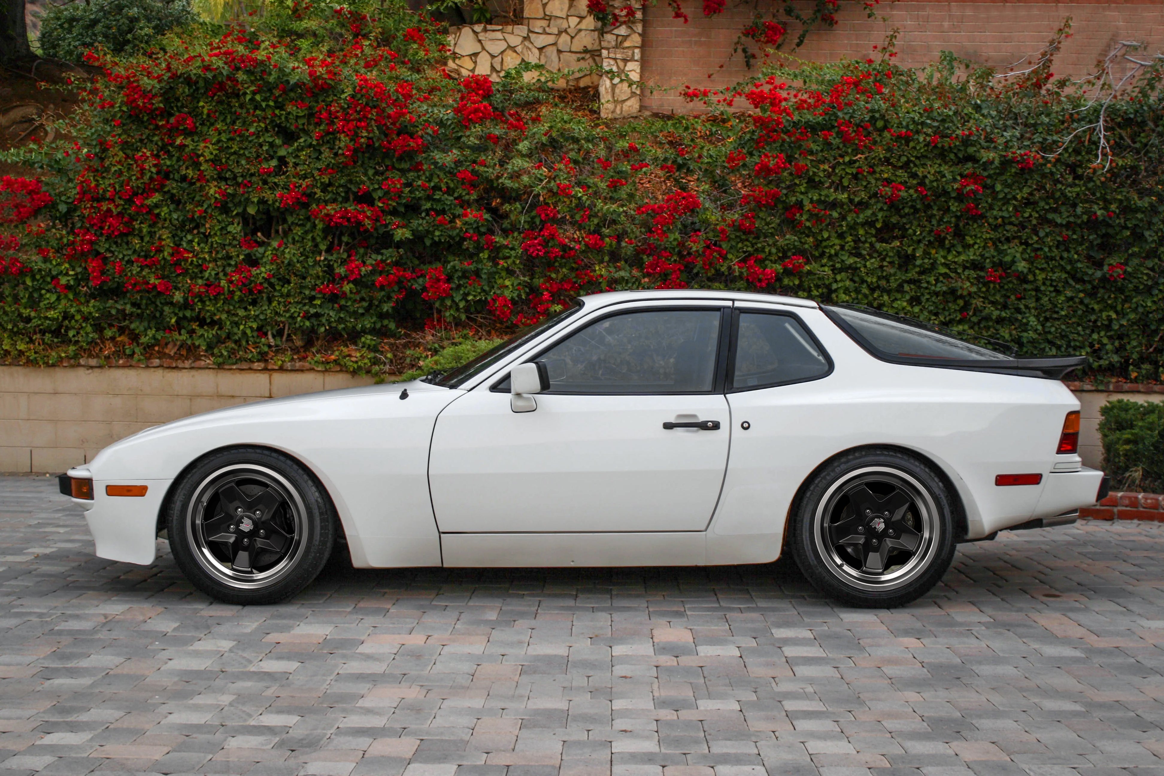 Klassik Rader 944 Cookie Cutter Style ATS Porsche 15x7.0 & 17x7.0 Replica Style Wheels