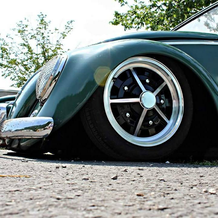 Klassik Rader Classic Car Wheels 15x5.0 | 5x205 | et14mm | 4.1 in | 153.6mm Klassik Rader Rally Wheels | Gloss Black Machined