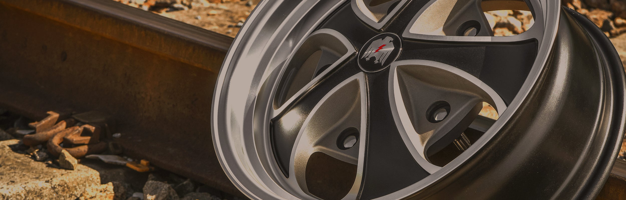 klassik rader wheels kr falcon wheel satib black with retro gray finish railroad tracks